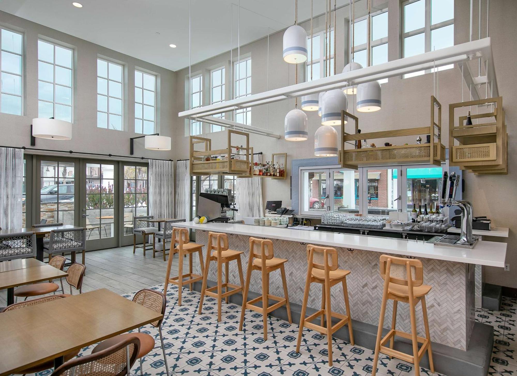 Inn At The Pier Pismo Beach, Curio Collection By Hilton Exterior foto