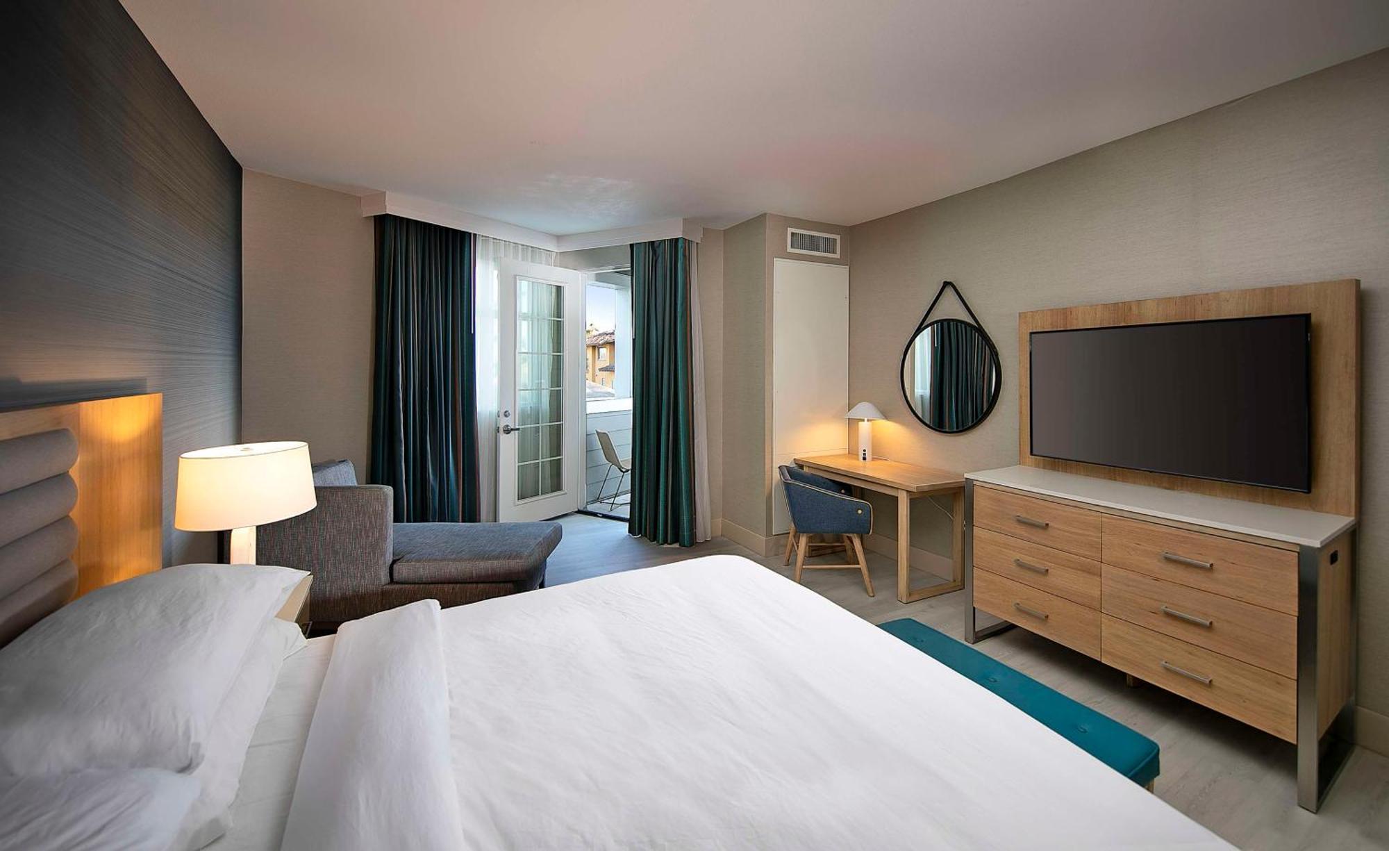 Inn At The Pier Pismo Beach, Curio Collection By Hilton Exterior foto