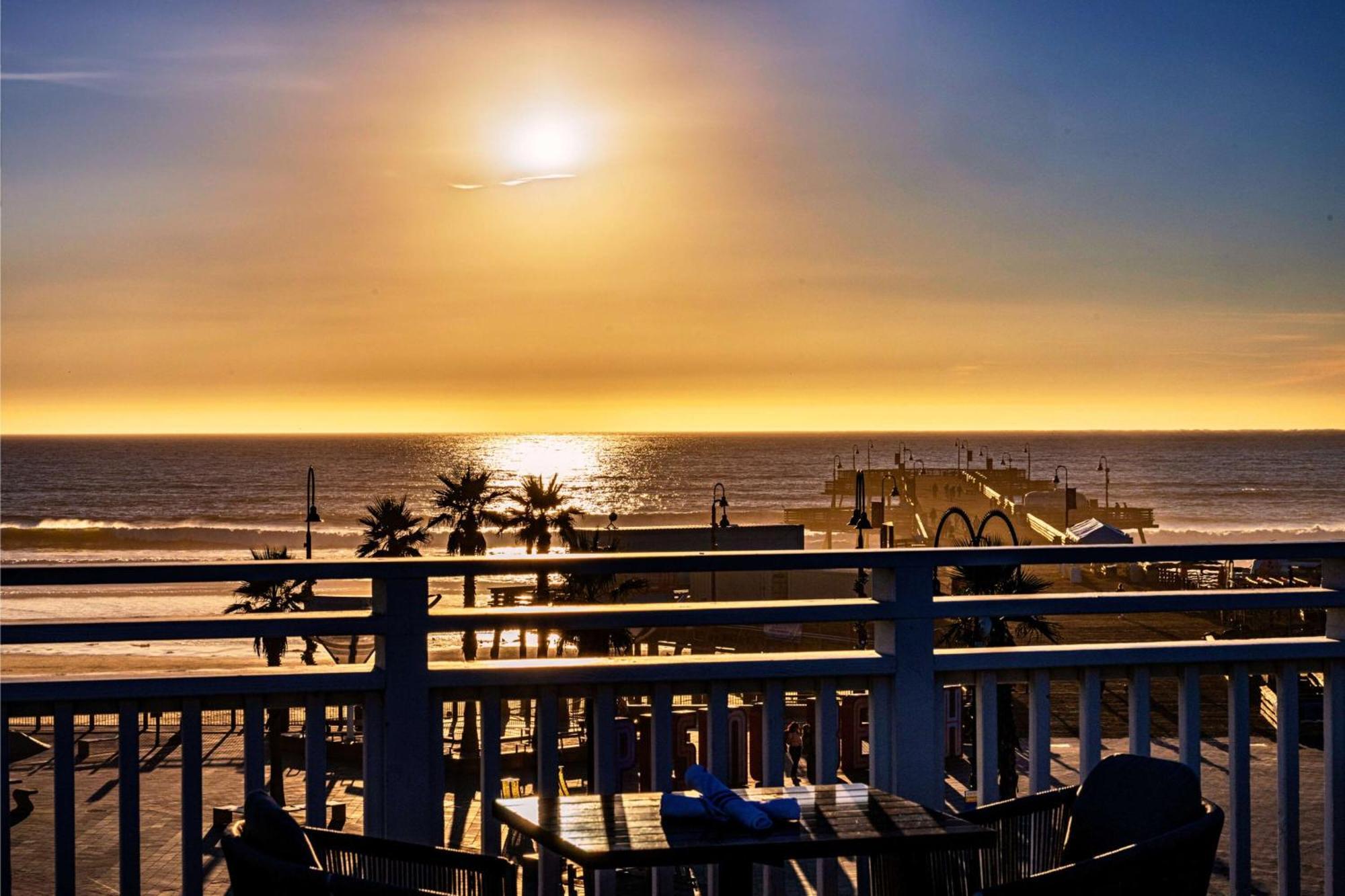 Inn At The Pier Pismo Beach, Curio Collection By Hilton Exterior foto